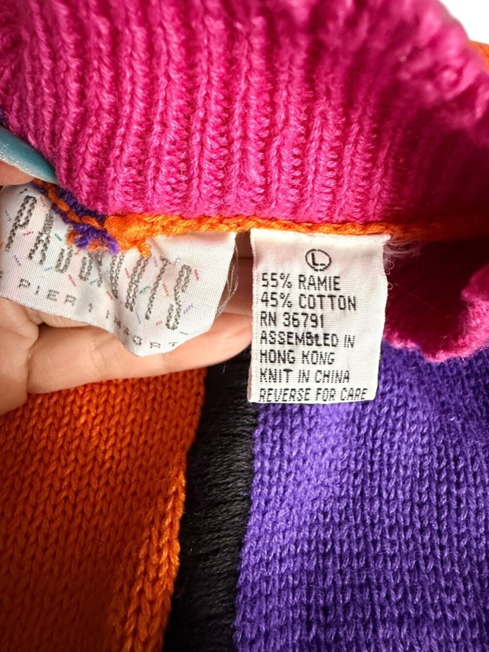 Passports Of Pier 1 Sweater Size Large color block open knit bottom - Picture 6 of 9